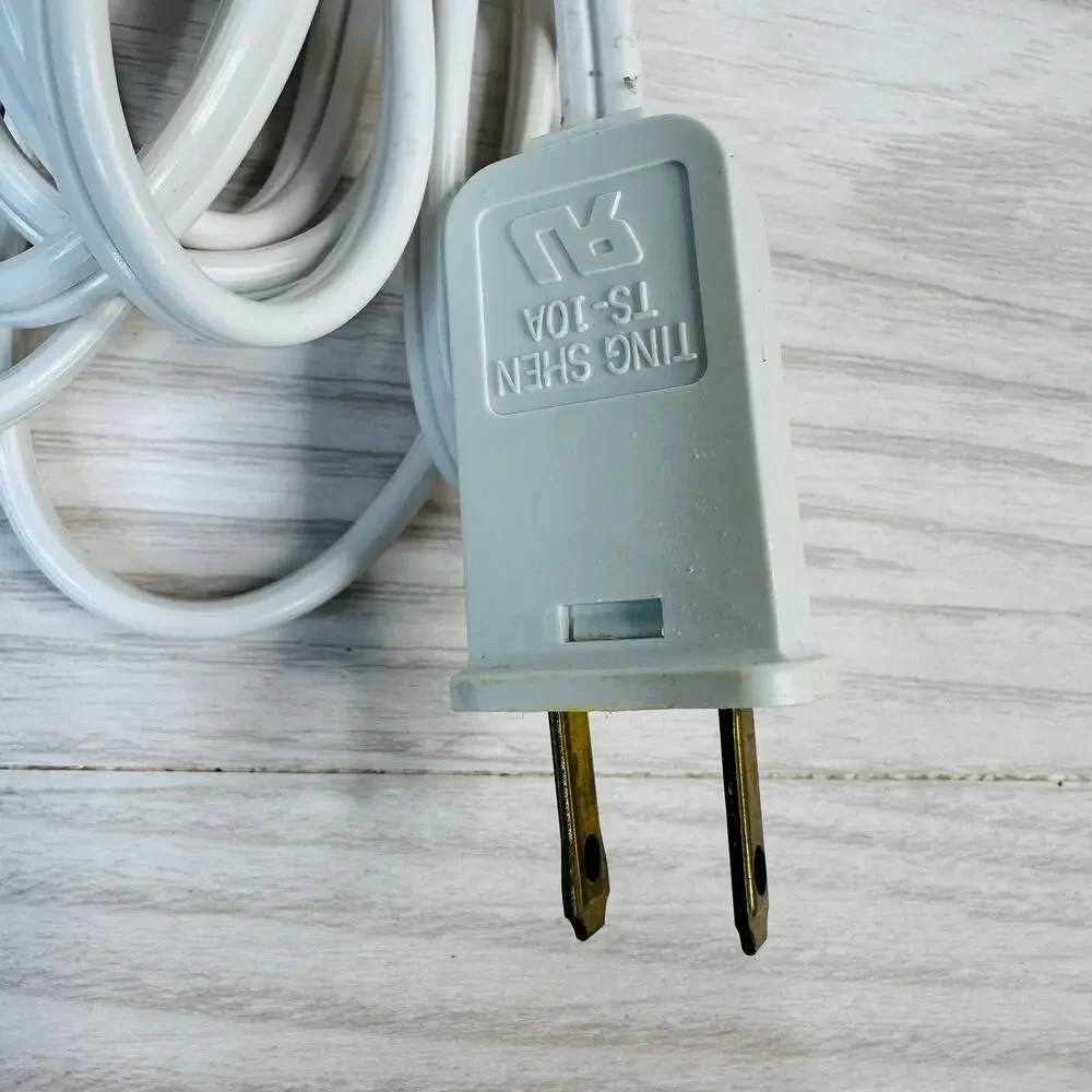 Santa's Workbench Collection Christmas Village Accessories Cord Power Strip Bulb